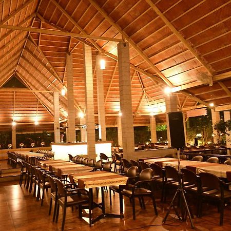 Nijaguna Resorts Chāmrājnagar Esterno foto