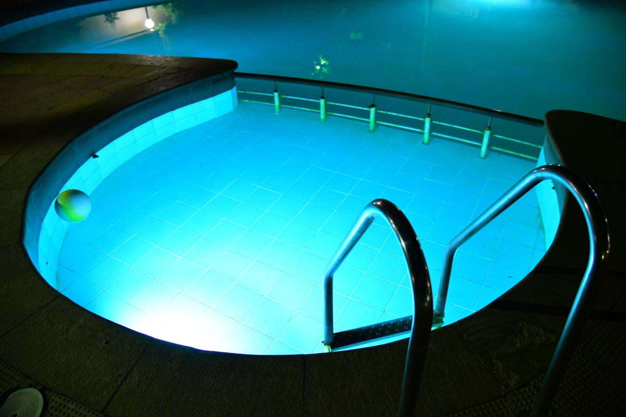 Nijaguna Resorts Chāmrājnagar Esterno foto